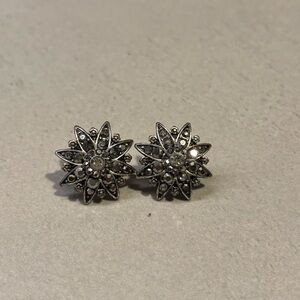 Elegant Silver Floral Earrings